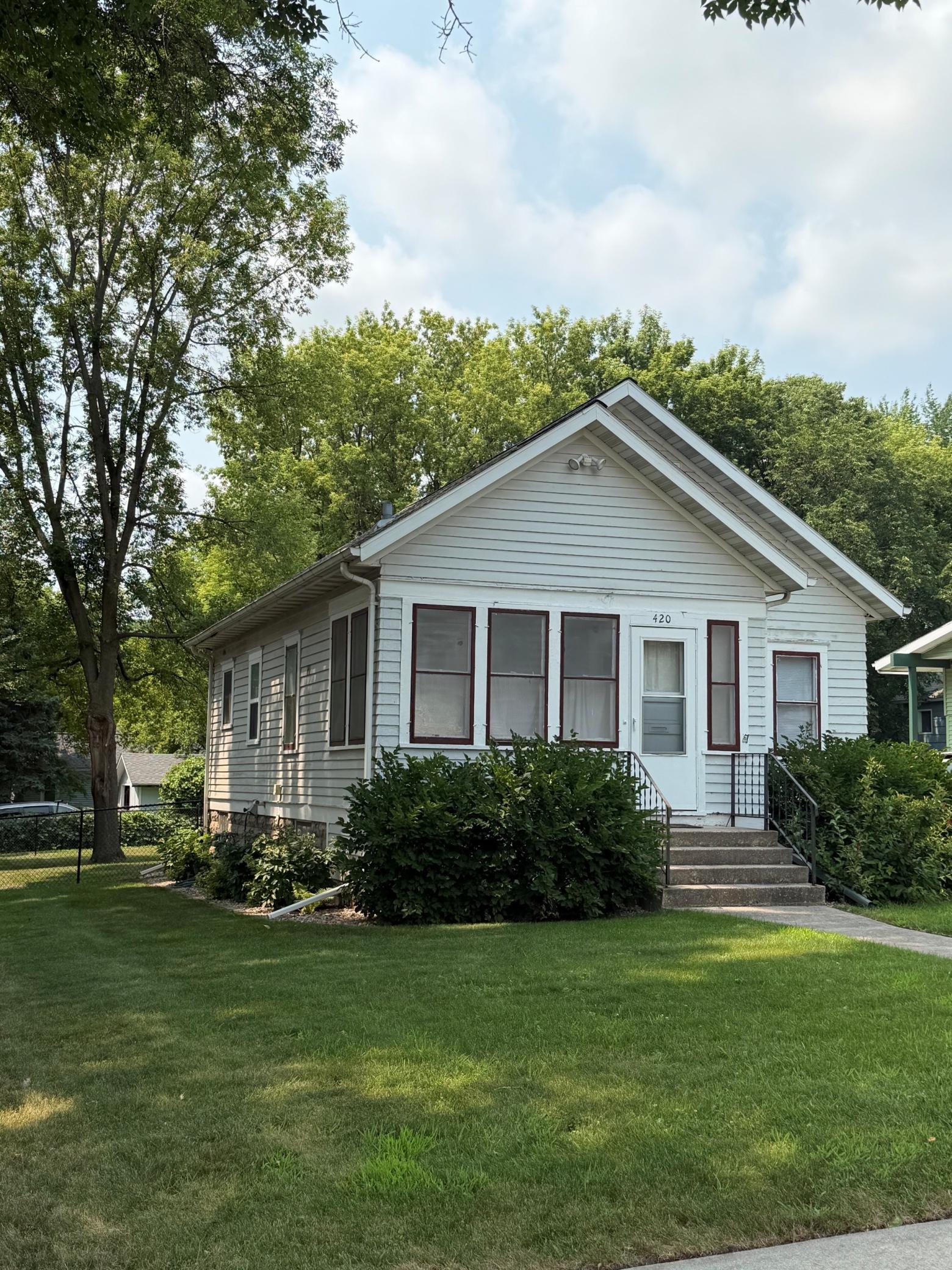 1st image of 420 Sw 11th St, Willmar, MN 56201 | MLS# 7118339