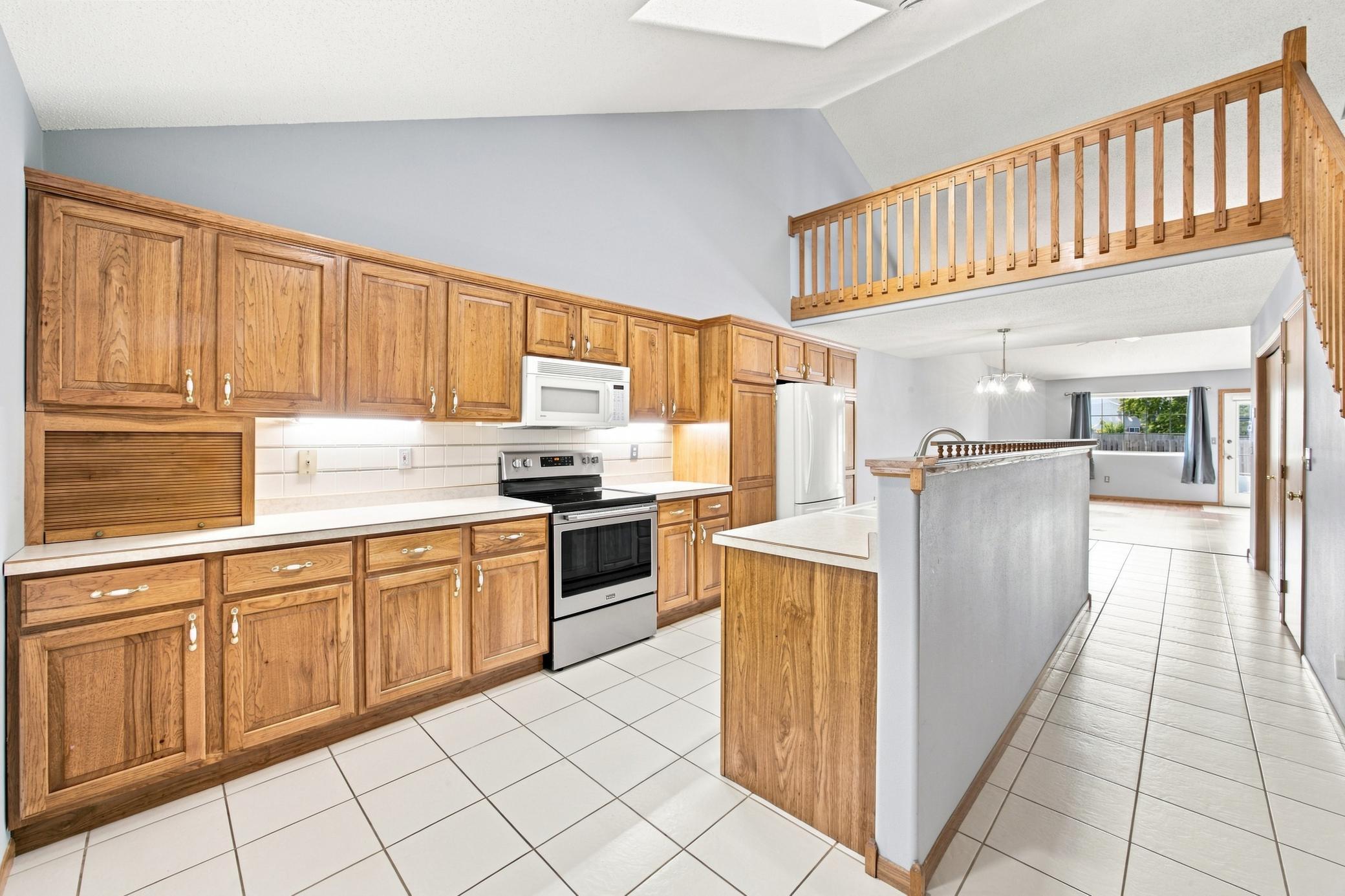 5th image of 843 12 1/2 Ave W, West Fargo, ND 58078 | MLS# 7118375