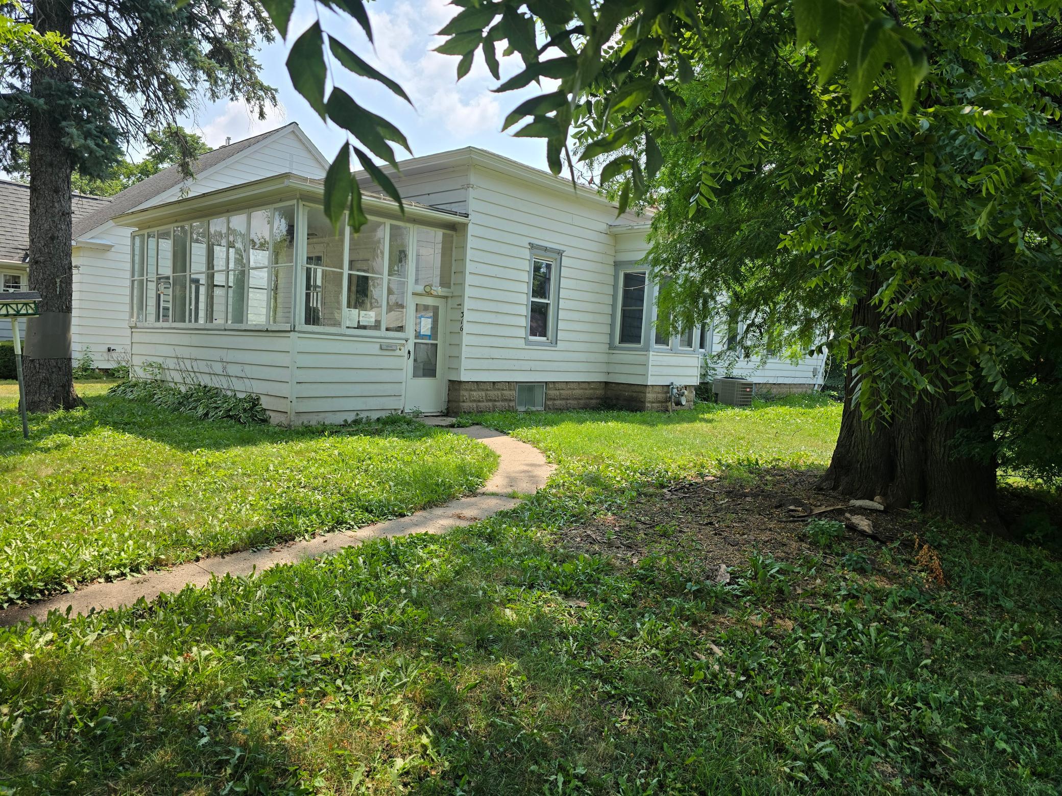 26th image of 316 E 2nd St, Fairmont, MN 56031 | MLS# 7118387