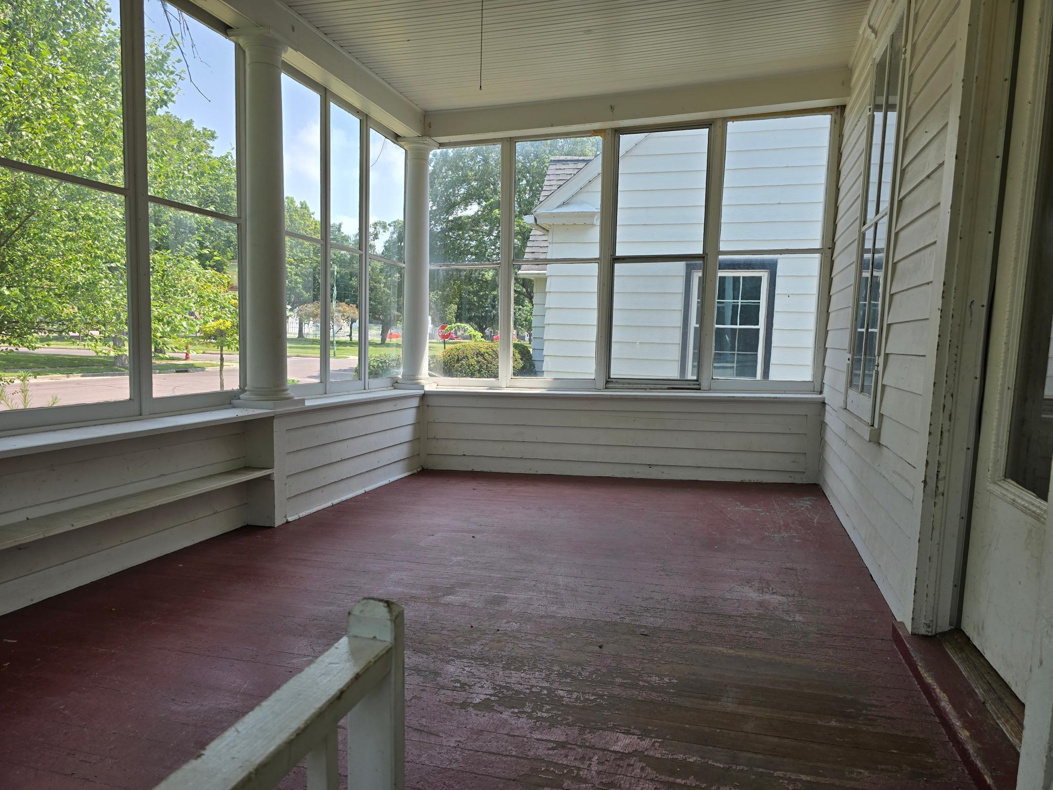 3rd image of 316 E 2Nd St, Fairmont, MN 56031 | MLS# 7118387