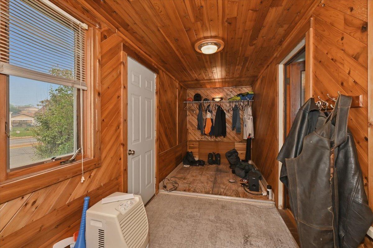3rd image of 5215 E 2Nd St, Superior, WI 54880 | MLS# 7118392