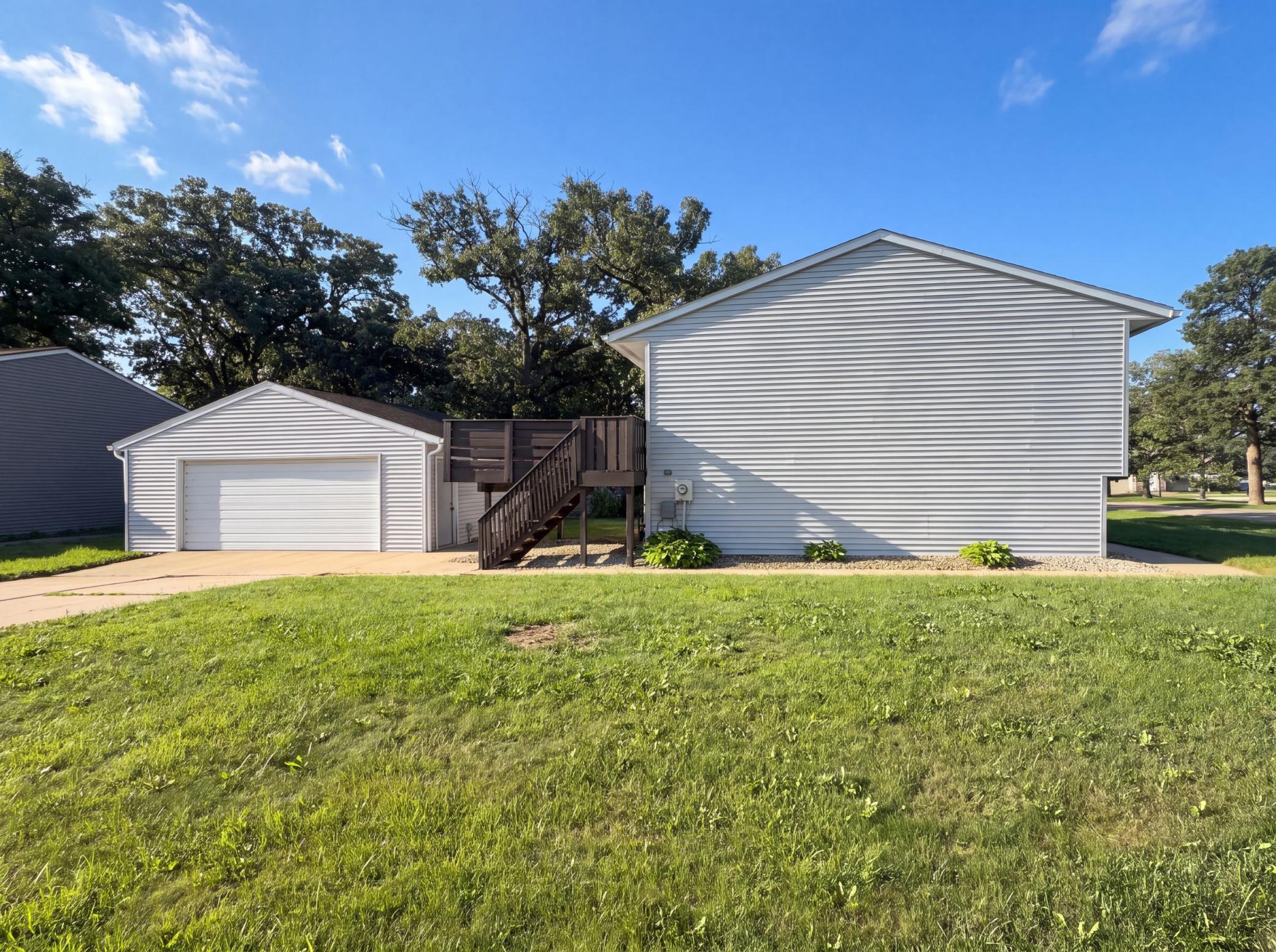 24th image of 1720 24th Ave Se, Rochester, MN 55904 | MLS# 7118436
