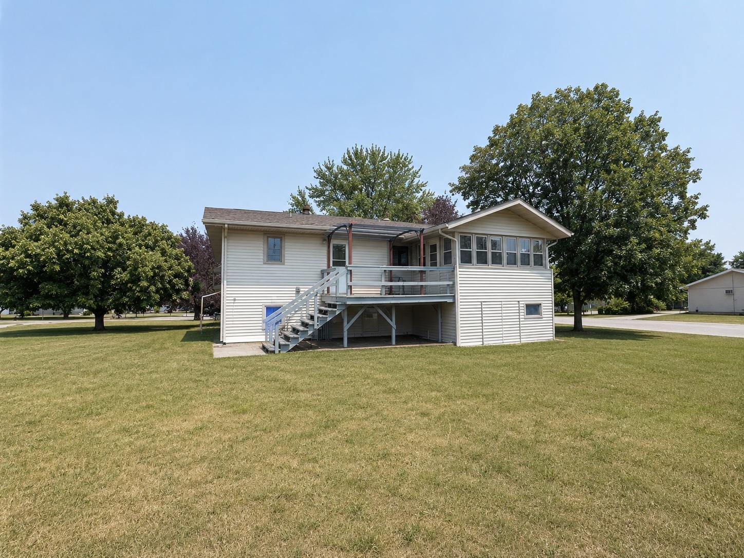 24th image of 325 2nd St Nw, Hillsboro, ND 58045 | MLS# 7118468