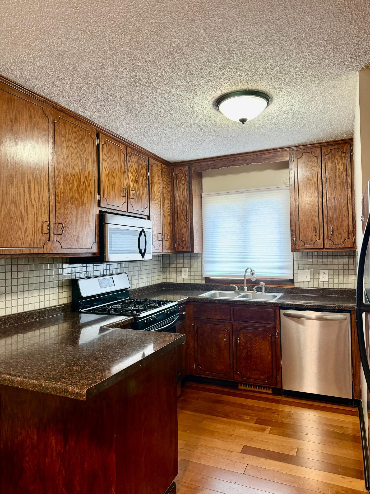 2nd image of 1552 Creek Meadows Dr Nw, Minneapolis, MN 55433 | MLS# 7118475