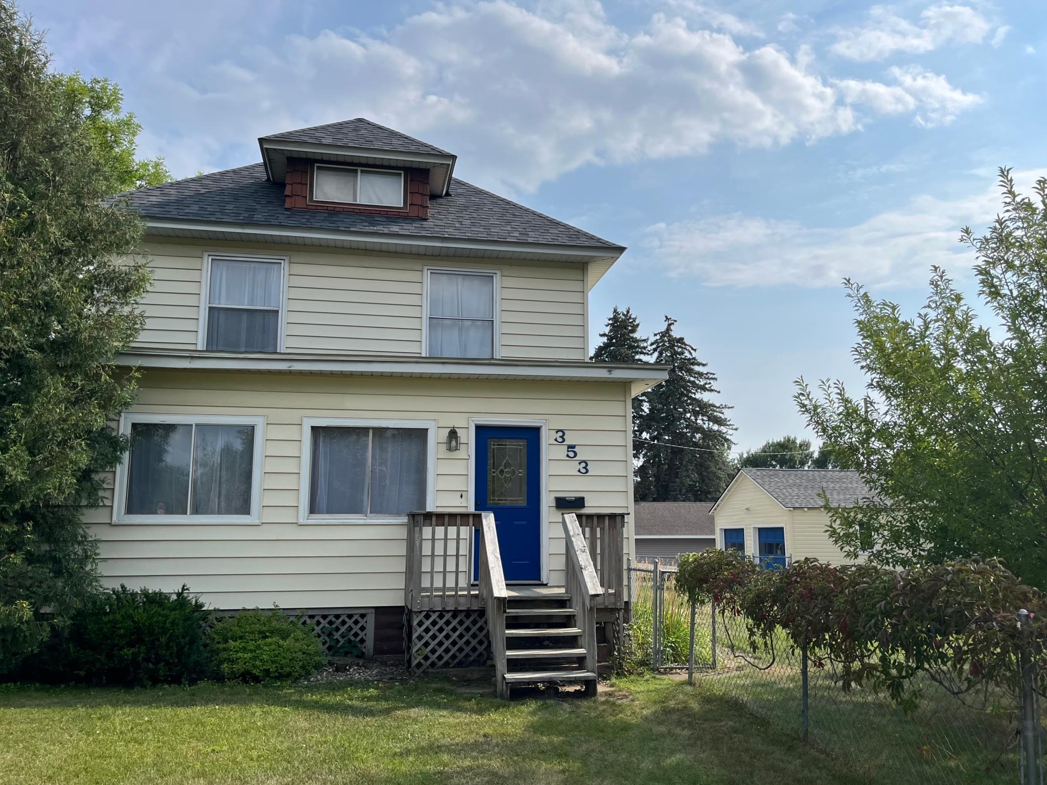 1st image of 353 Willow St E, Detroit Lakes, MN 56501 | MLS# 7118496