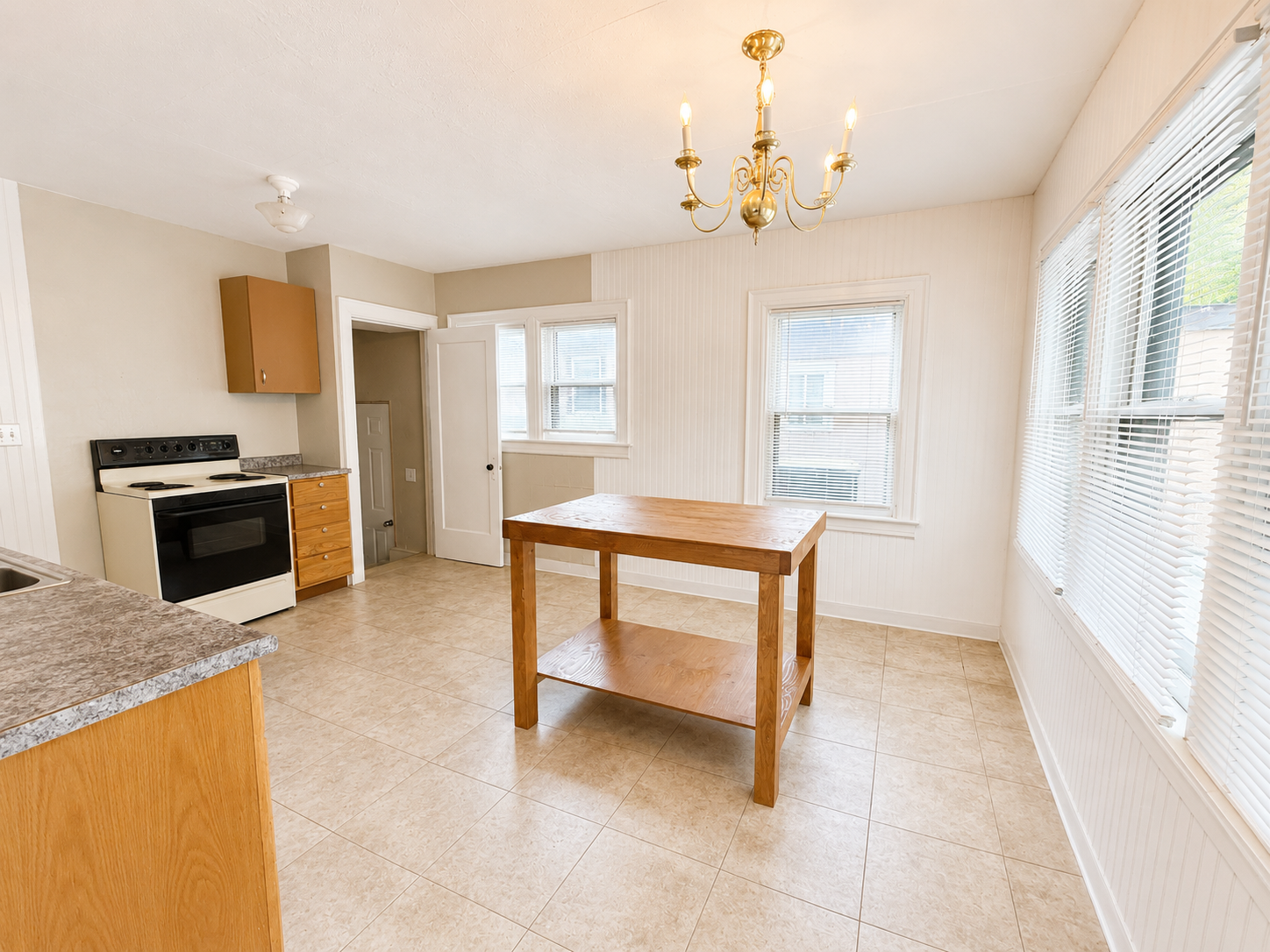 5th image of 1916 Albion Ave, Fairmont, MN 56031 | MLS# 7118511