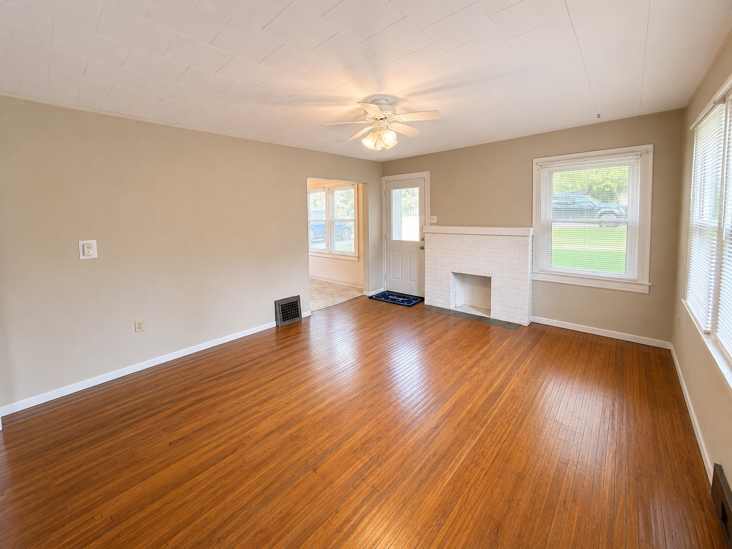 3rd image of 1916 Albion Ave, Fairmont, MN 56031 | MLS# 7118511