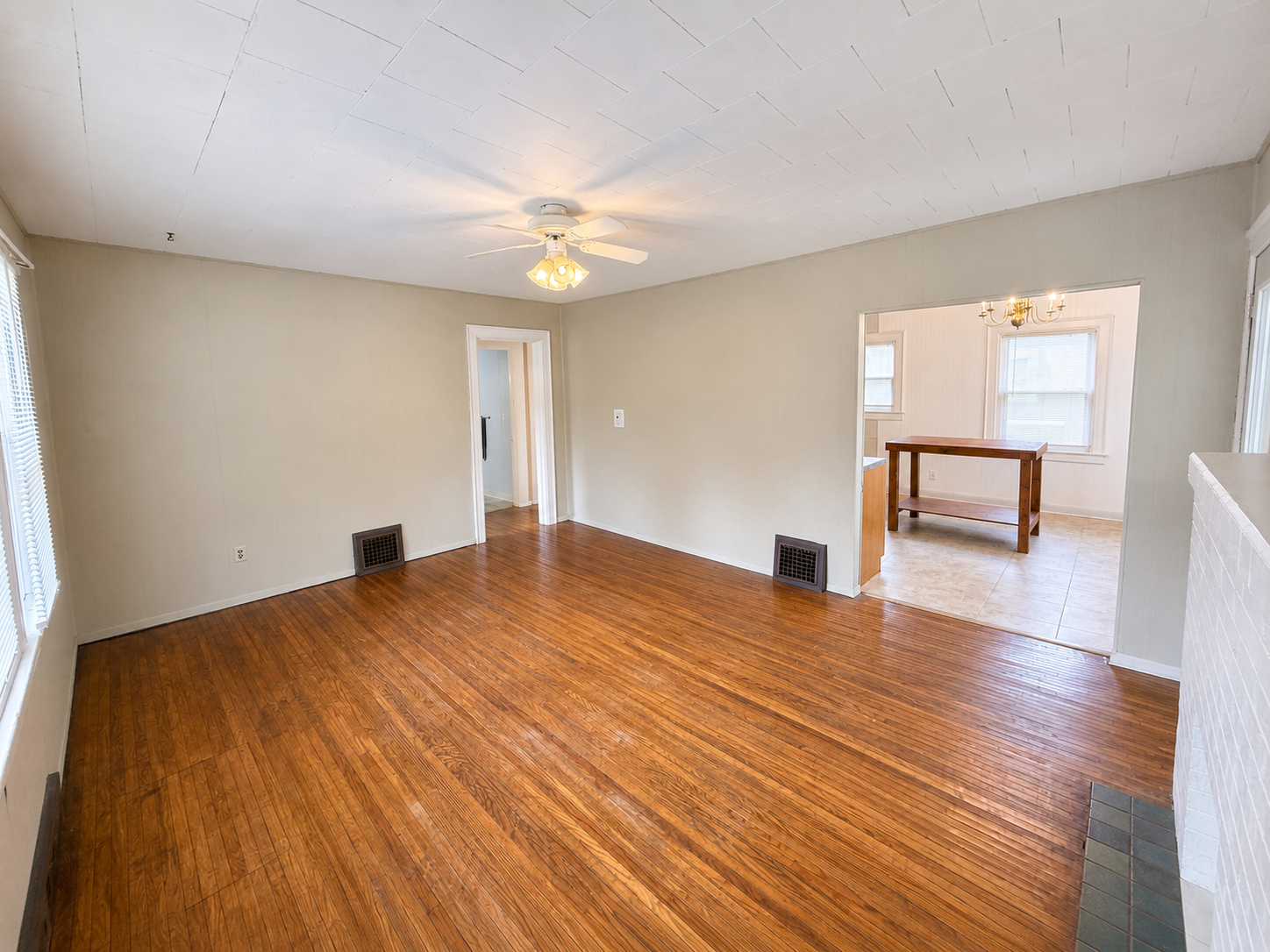 2nd image of 1916 Albion Ave, Fairmont, MN 56031 | MLS# 7118511