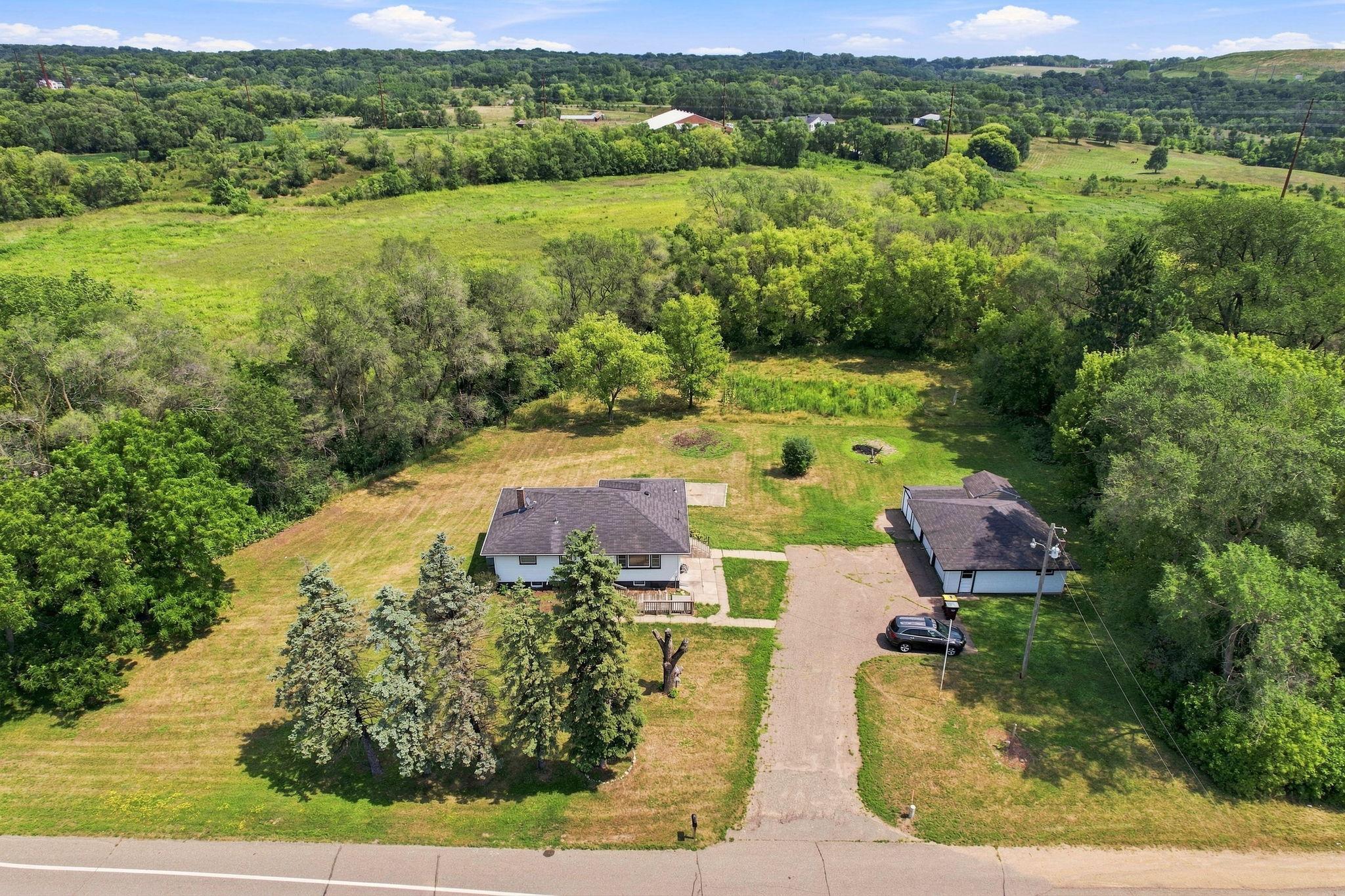 4th image of 11018 Rich Valley Blvd, Inver Grove Heights, MN 55077 | MLS# 7118581