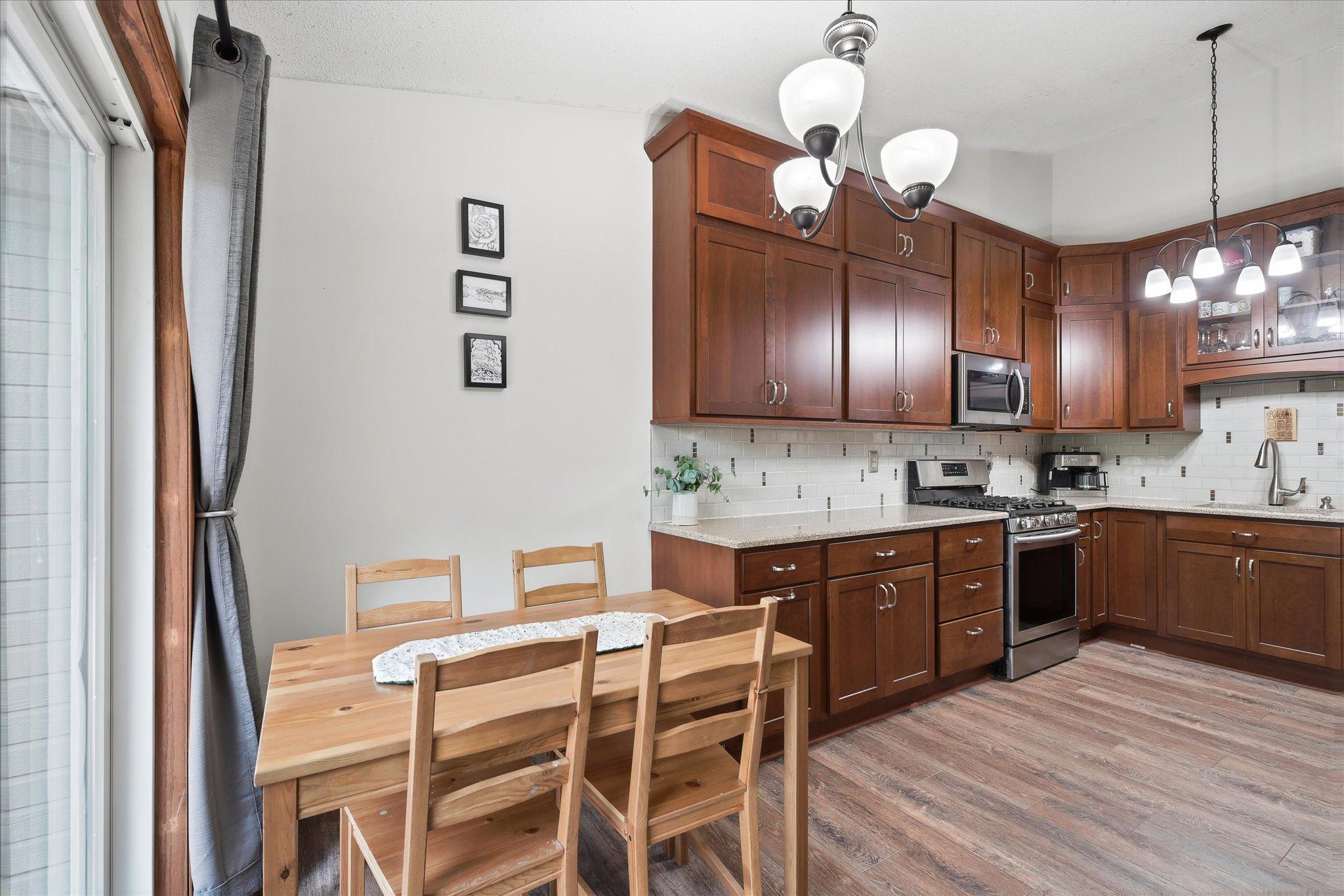 2nd image of 1930 55th Street Ct E, Inver Grove Heights, MN 55077 | MLS# 7118582