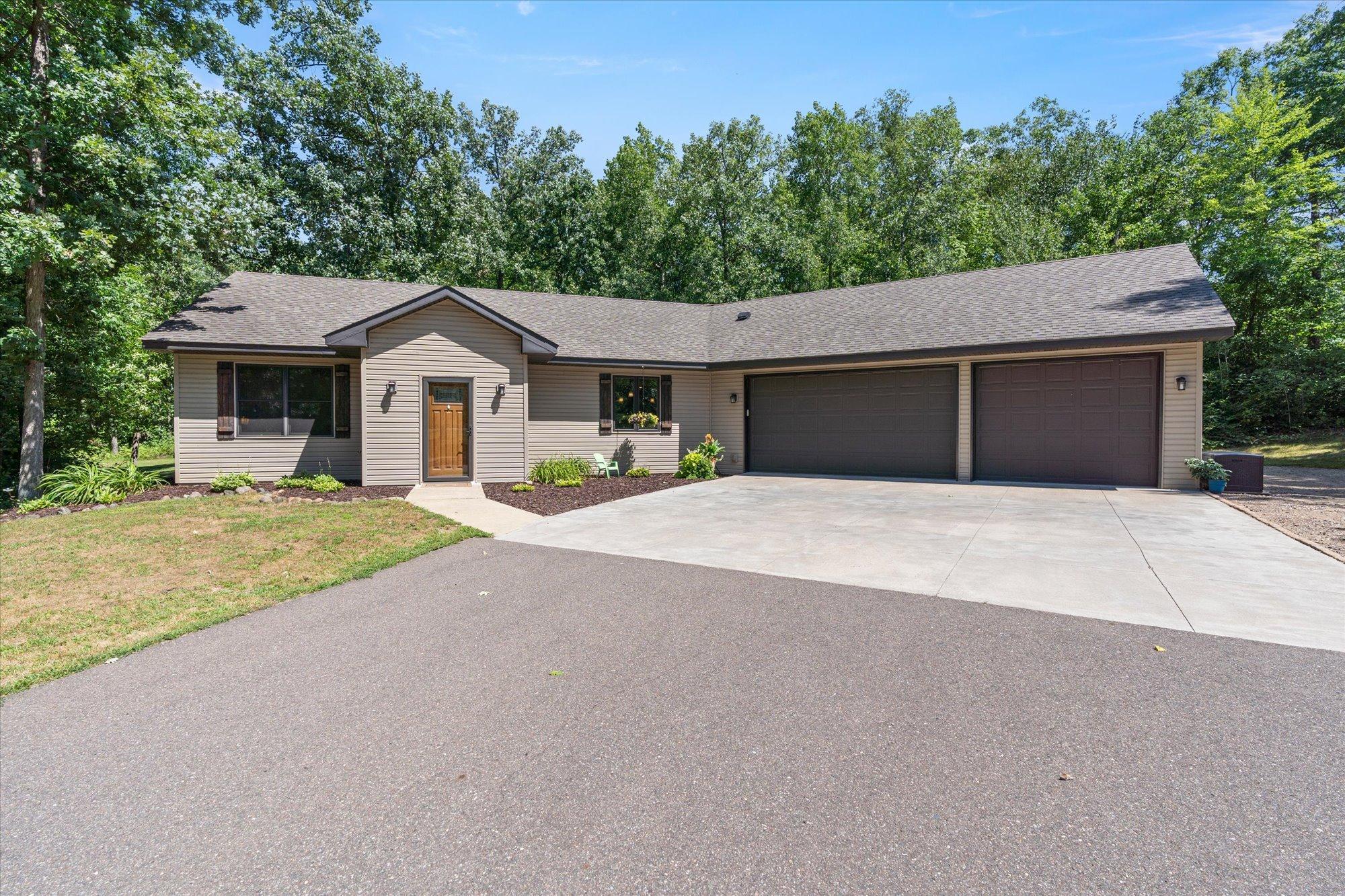 2nd image of 33006 Big Pine Hollow Rd, Crosslake, MN 56442 | MLS# 7118593
