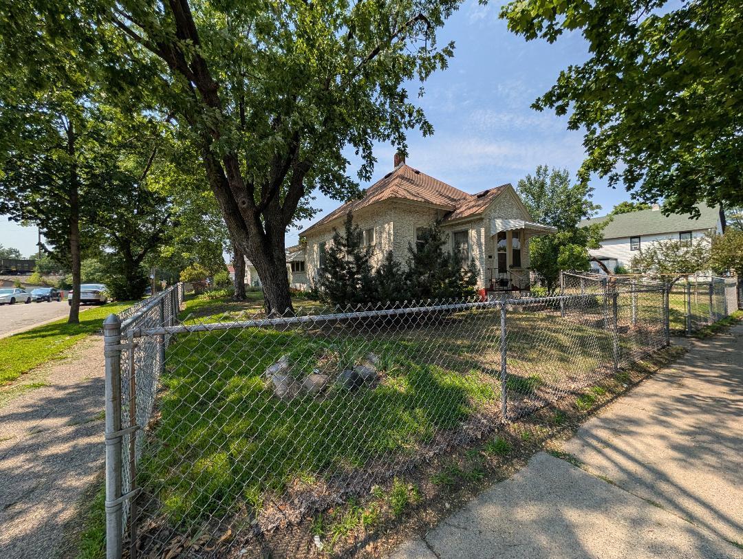 1st image of 2400 Jefferson St Ne, Minneapolis, MN 55418 | MLS# 7118607