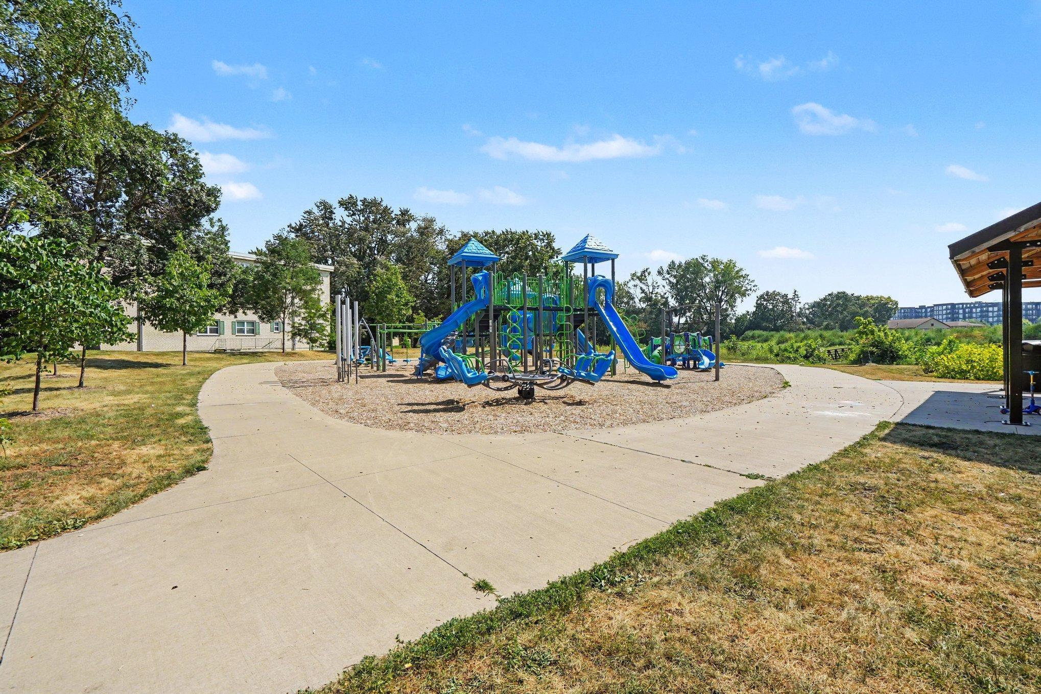 2nd image of 4351 Parklawn Ave, Minneapolis, MN 55435