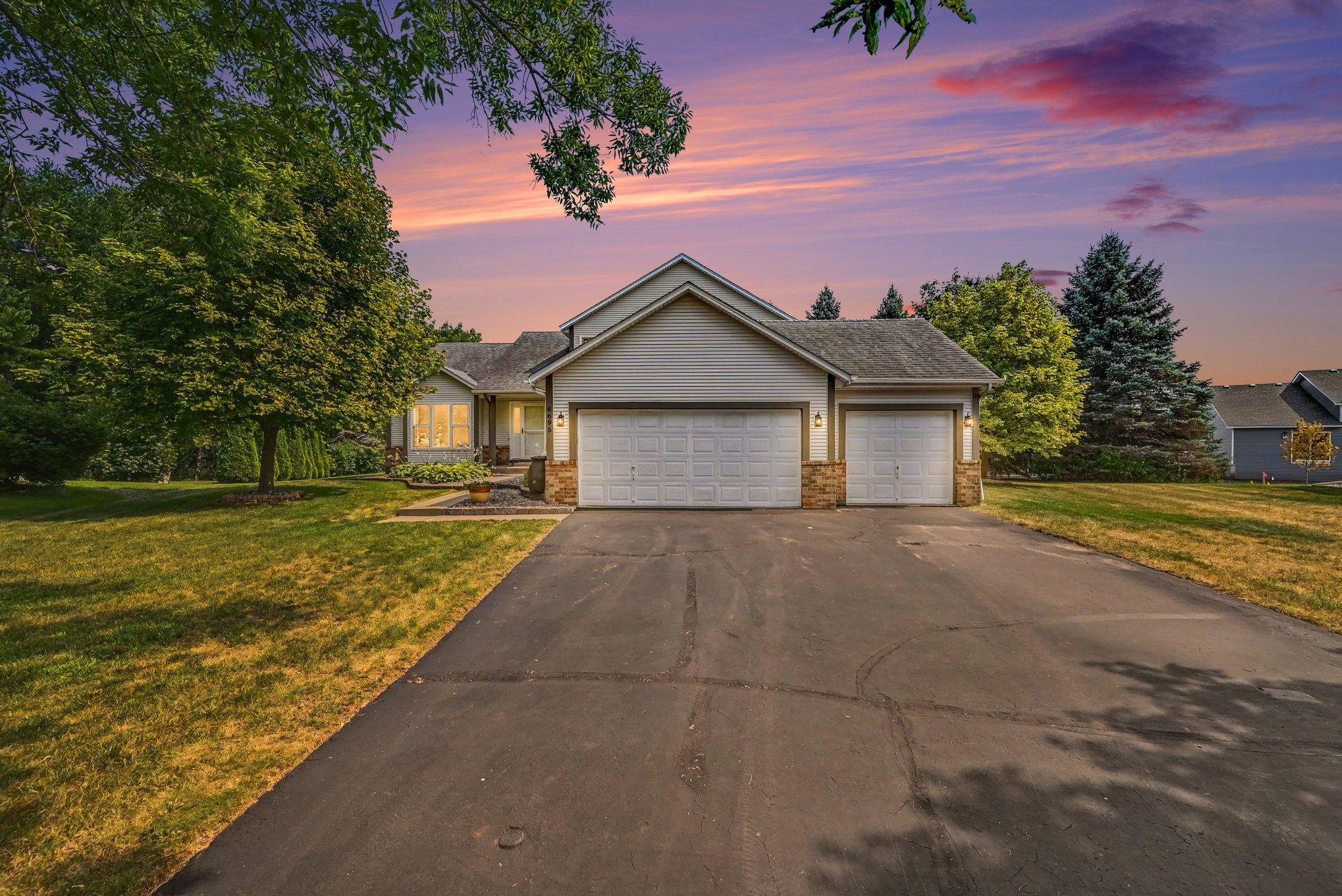 1st image of 8695 Jorgensen Ave S, Cottage Grove, MN 55016 | MLS# 7118627