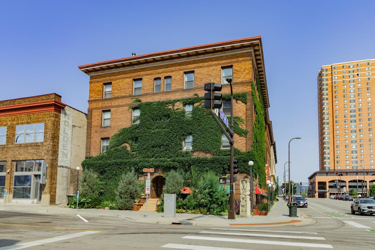 1st image of 1204 Harmon Pl #21, Minneapolis, MN 55403 | MLS# 7118677