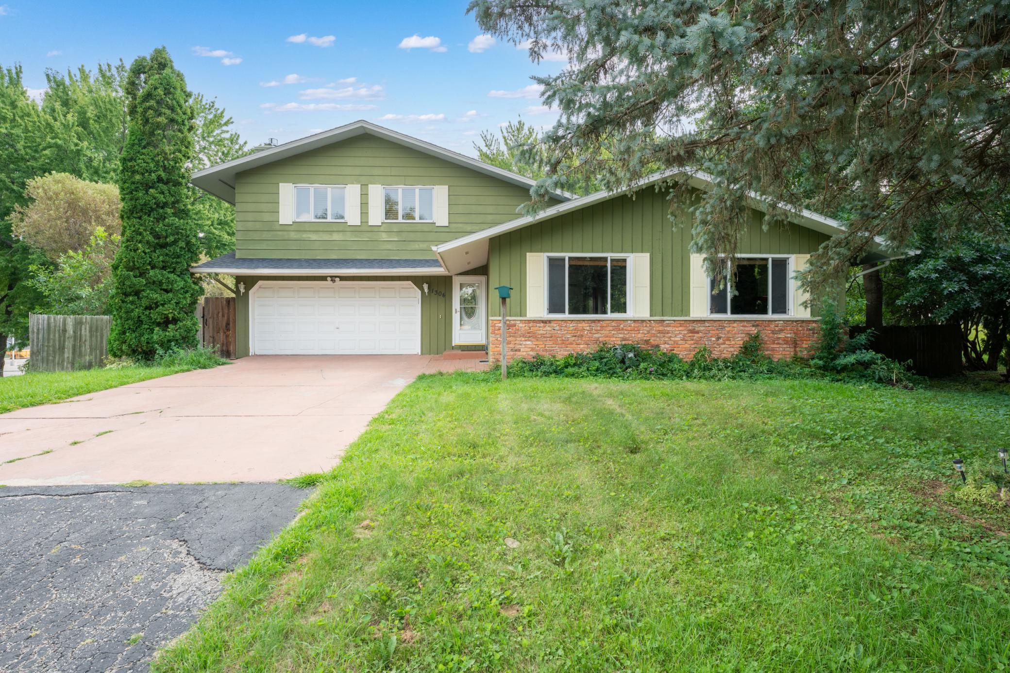 1st image of 1304 Gage Ct Nw, Rochester, MN 55901 | MLS# 7118683