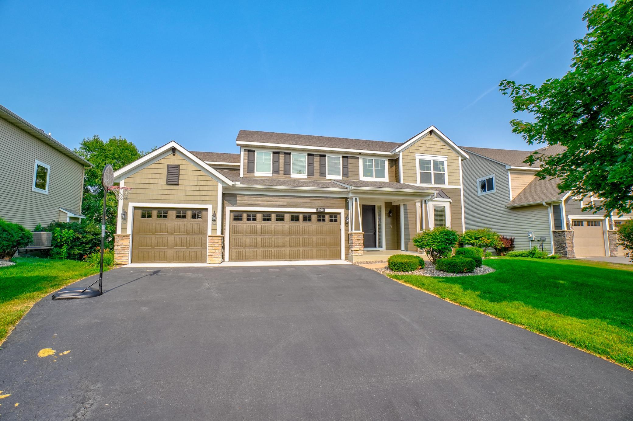 3rd image of 2990 Frontier Dr, Saint Paul, MN 55129 | MLS# 7118713