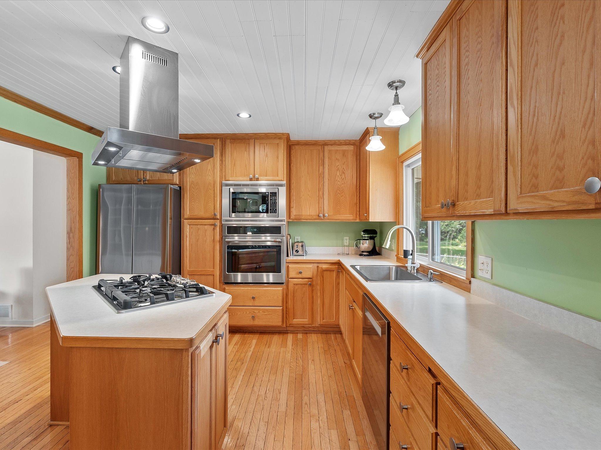 5th image of 2682 5Th St Nw, Saint Paul, MN 55112 | MLS# 7118739