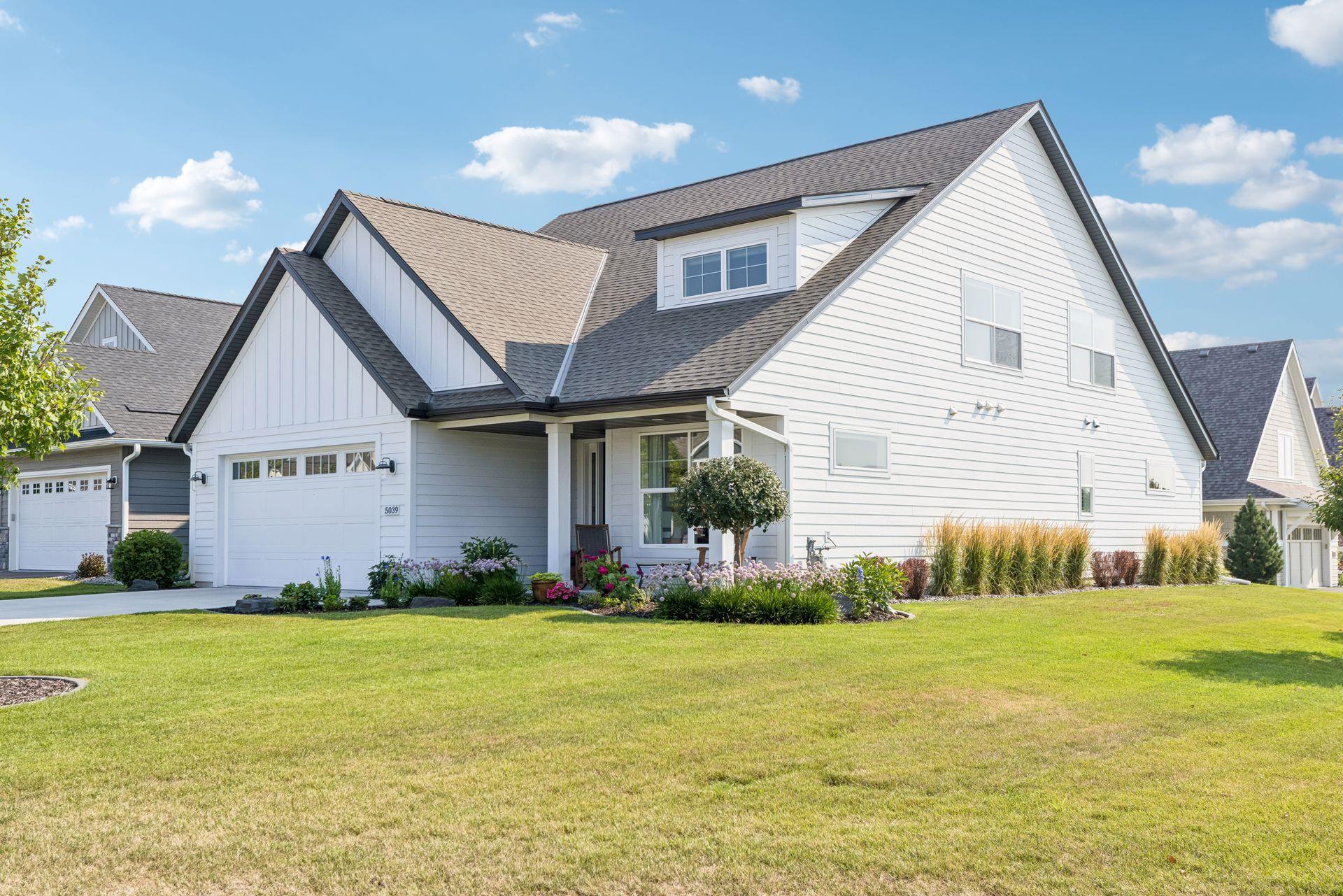 3rd image of 5039 Dale Ridge Rd, Saint Paul, MN 55129 | MLS# 7118742