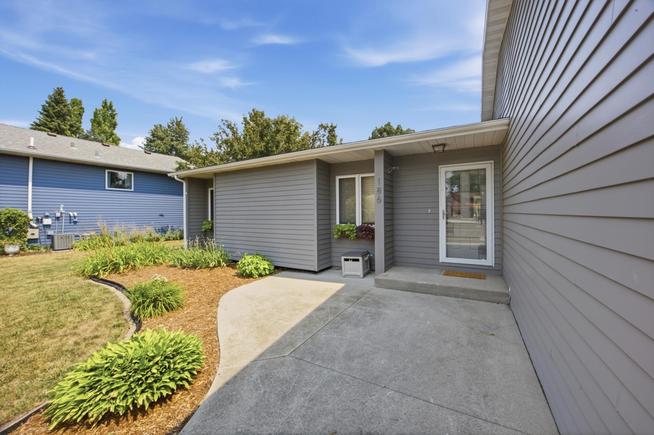 3rd image of 186 Prairiewood Dr S, Fargo, ND 58103 | MLS# 7118748