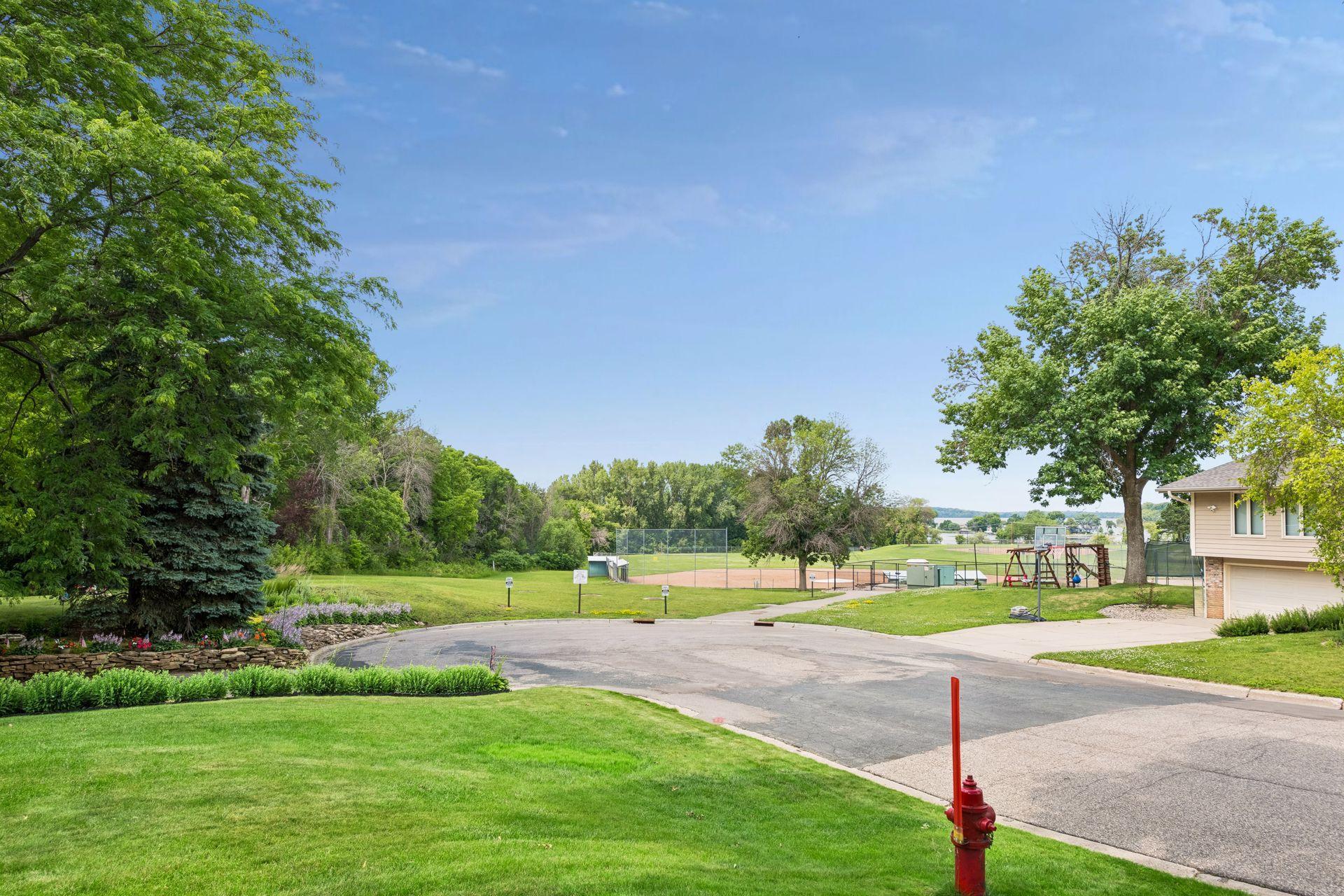 49th image of 725 W 1st St, Waconia, MN 55387 | MLS# 7118788
