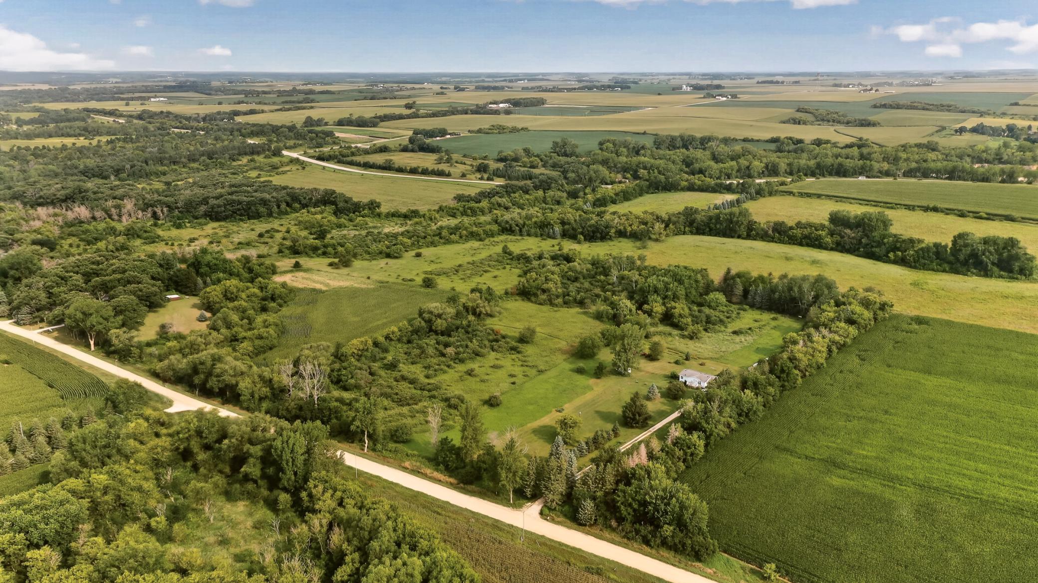 3rd image of 9543 20Th St Se, Eyota, MN 55934 | MLS# 7118793