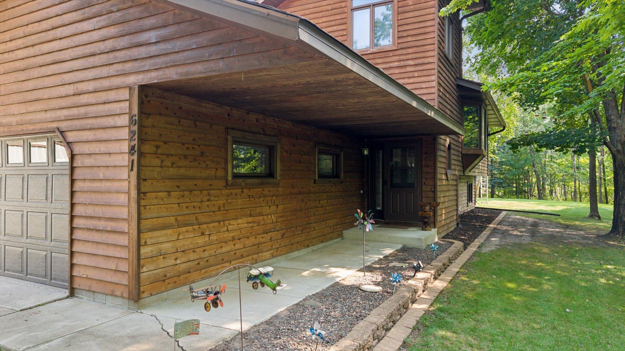 2nd image of 6241 141st Ave Ne, Forest Lake, MN 55025 | MLS# 7118818