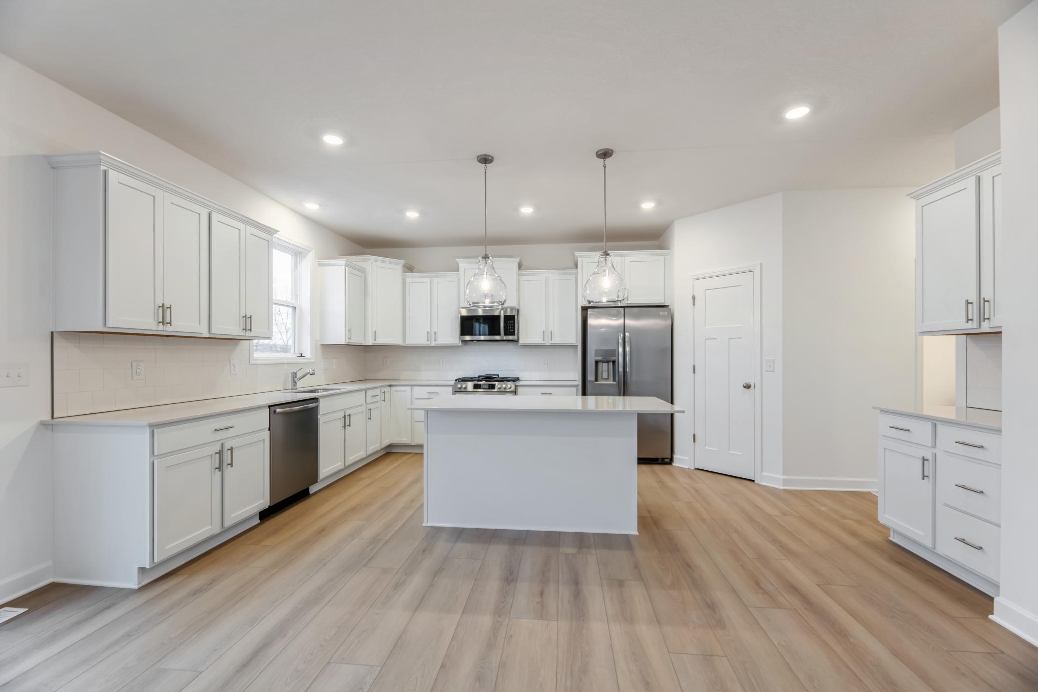 2nd image of 641 Sierra Pkwy, Waconia, MN 55387 | MLS# 7118832