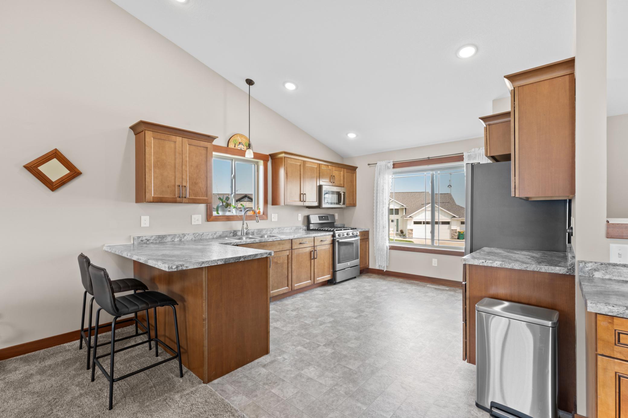 3rd image of 4300 Genevieve Pl Nw, Rochester, MN 55901 | MLS# 7118898