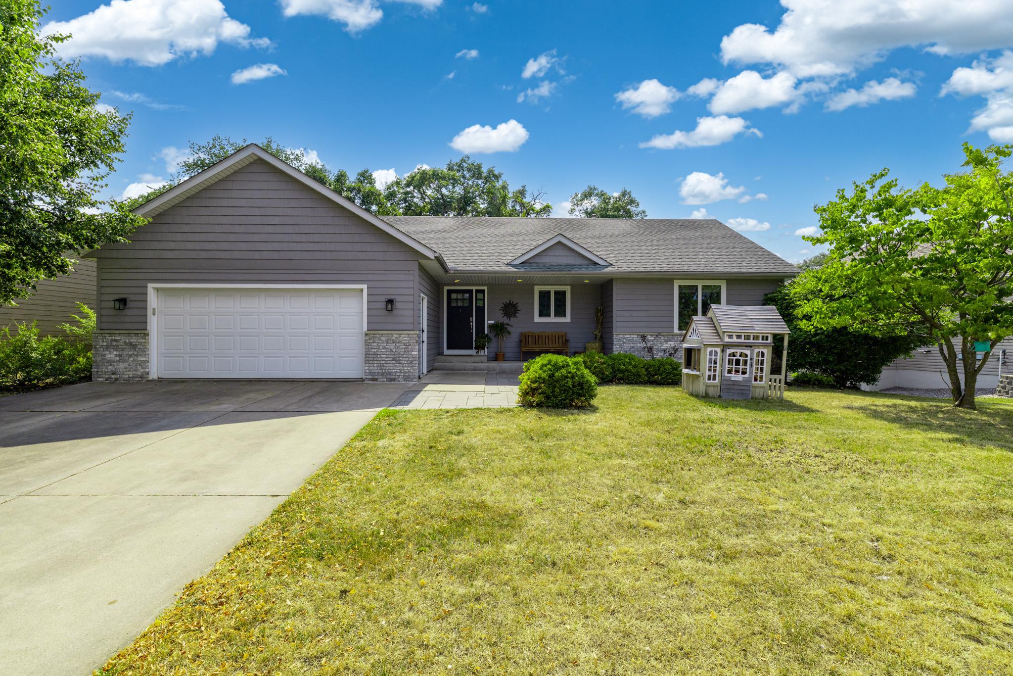 1st image of 2640 Pine Ridge Blvd, Red Wing, MN 55066 | MLS# 7118907
