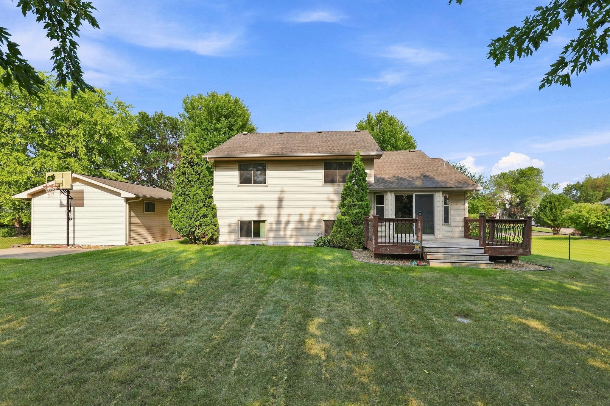 32nd image of 13525 Oakwood Dr, Rogers, MN 55374 | MLS# 7118944