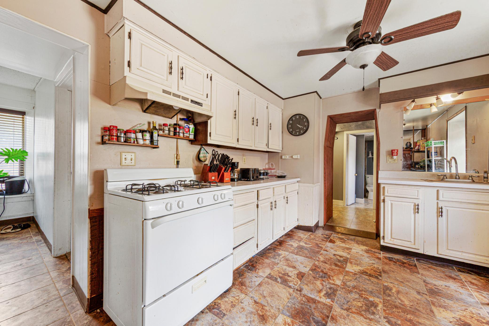 4th image of 728 3Rd Ave Nw, Faribault, MN 55021 | MLS# 7118951