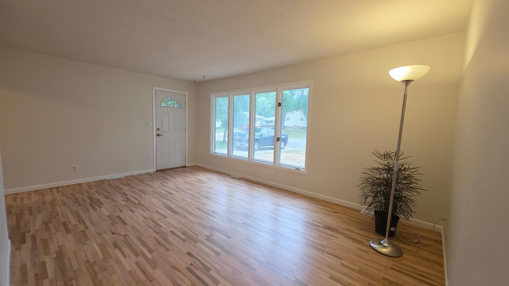 3rd image of 1517 Gary Ave, Detroit Lakes, MN 56501 | MLS# 7118957
