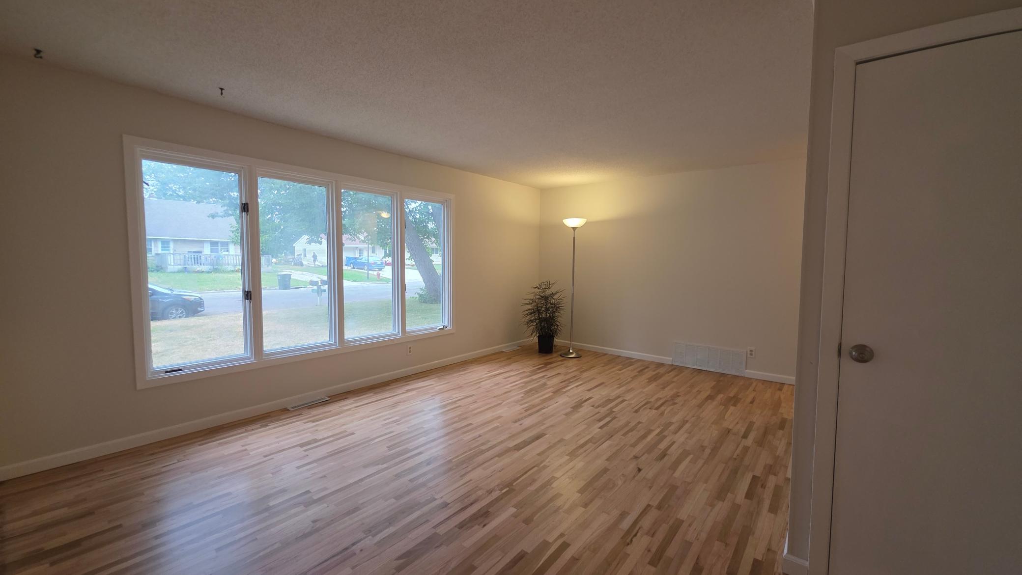 4th image of 1517 Gary Ave, Detroit Lakes, MN 56501 | MLS# 7118957