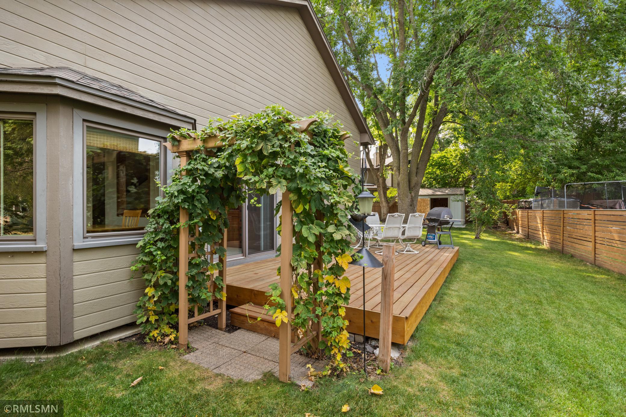 3rd image of 1649 Ashbury Pl, Saint Paul, MN 55122 | MLS# 7118984