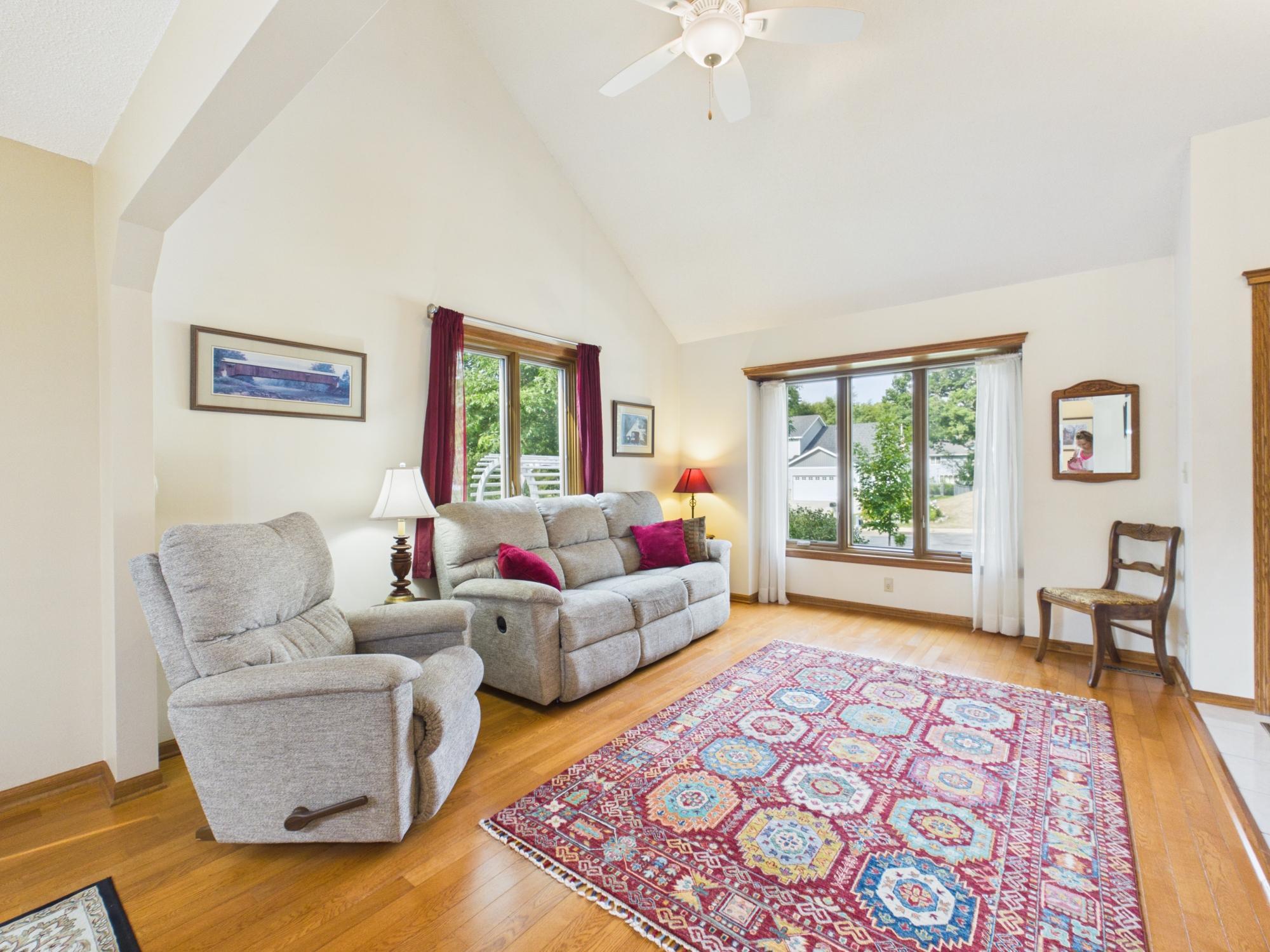 4th image of 2194 Jennifer Ct, North Saint Paul, MN 55109 | MLS# 7118990