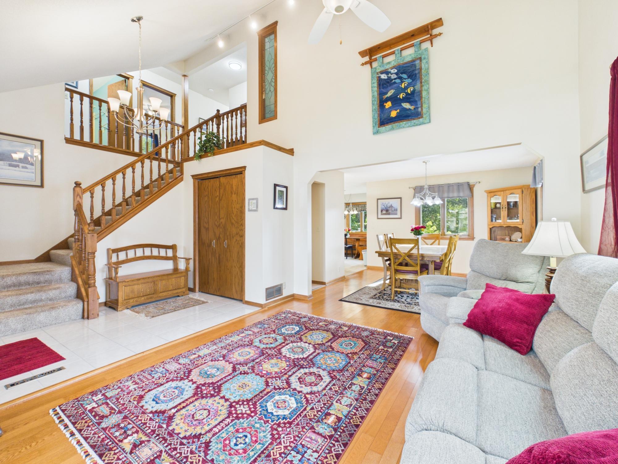 2nd image of 2194 Jennifer Ct, North Saint Paul, MN 55109 | MLS# 7118990