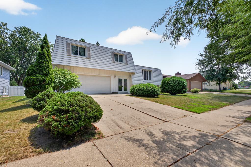 2nd image of 1716 8th Ave Se, Rochester, MN 55904 | MLS# 7119021
