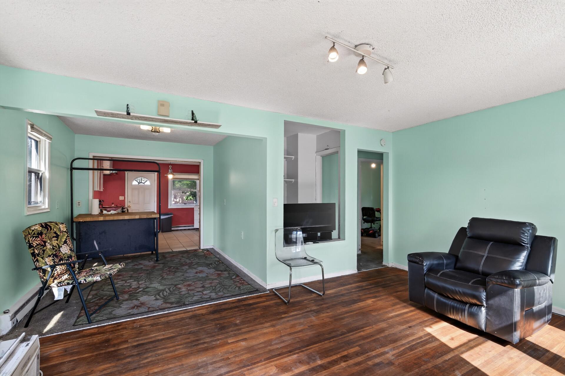 4th image of 5111 James Ave N, Minneapolis, MN 55430 | MLS# 7119077