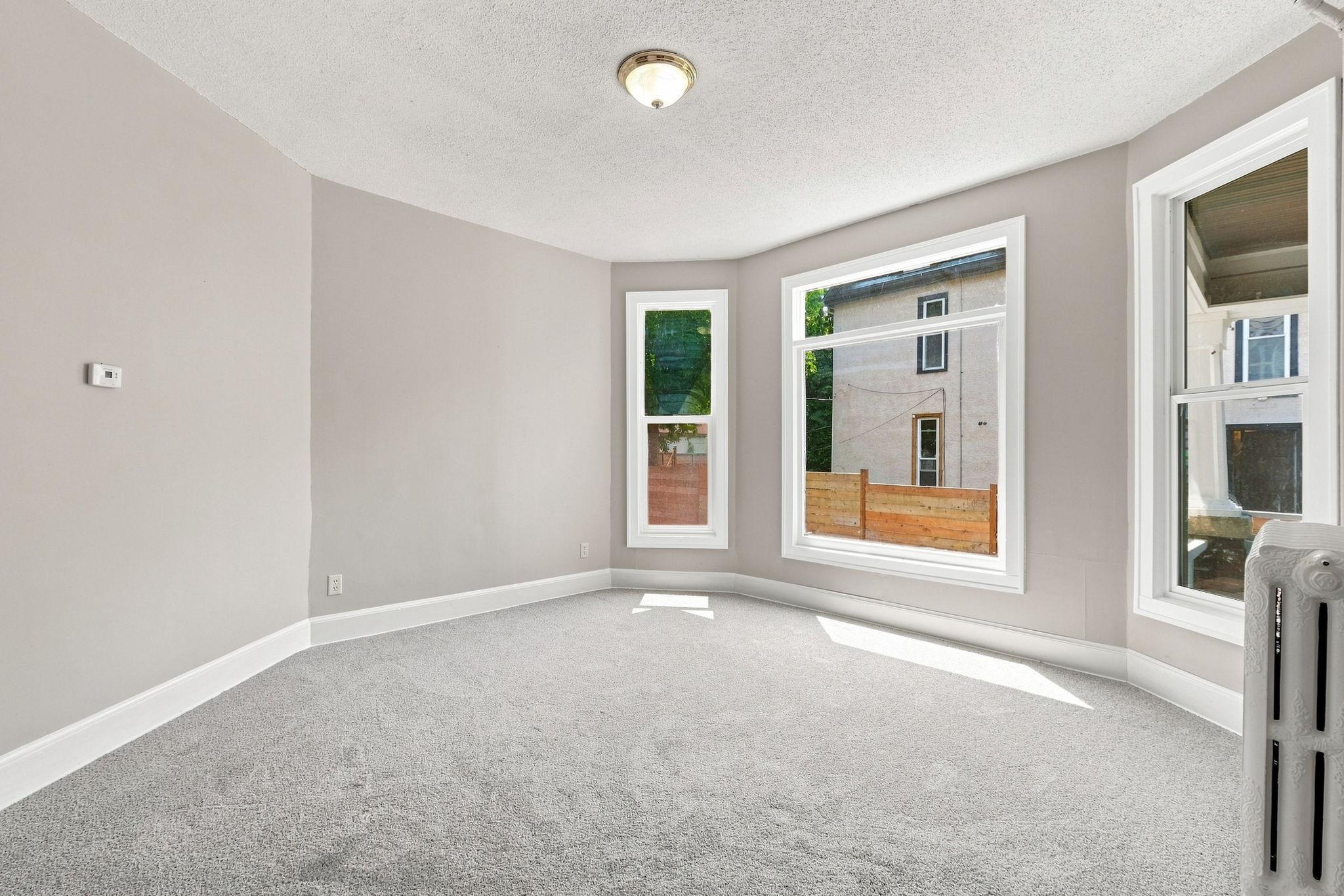 4th image of 2410 James Ave N, Minneapolis, MN 55411 | MLS# 7119082