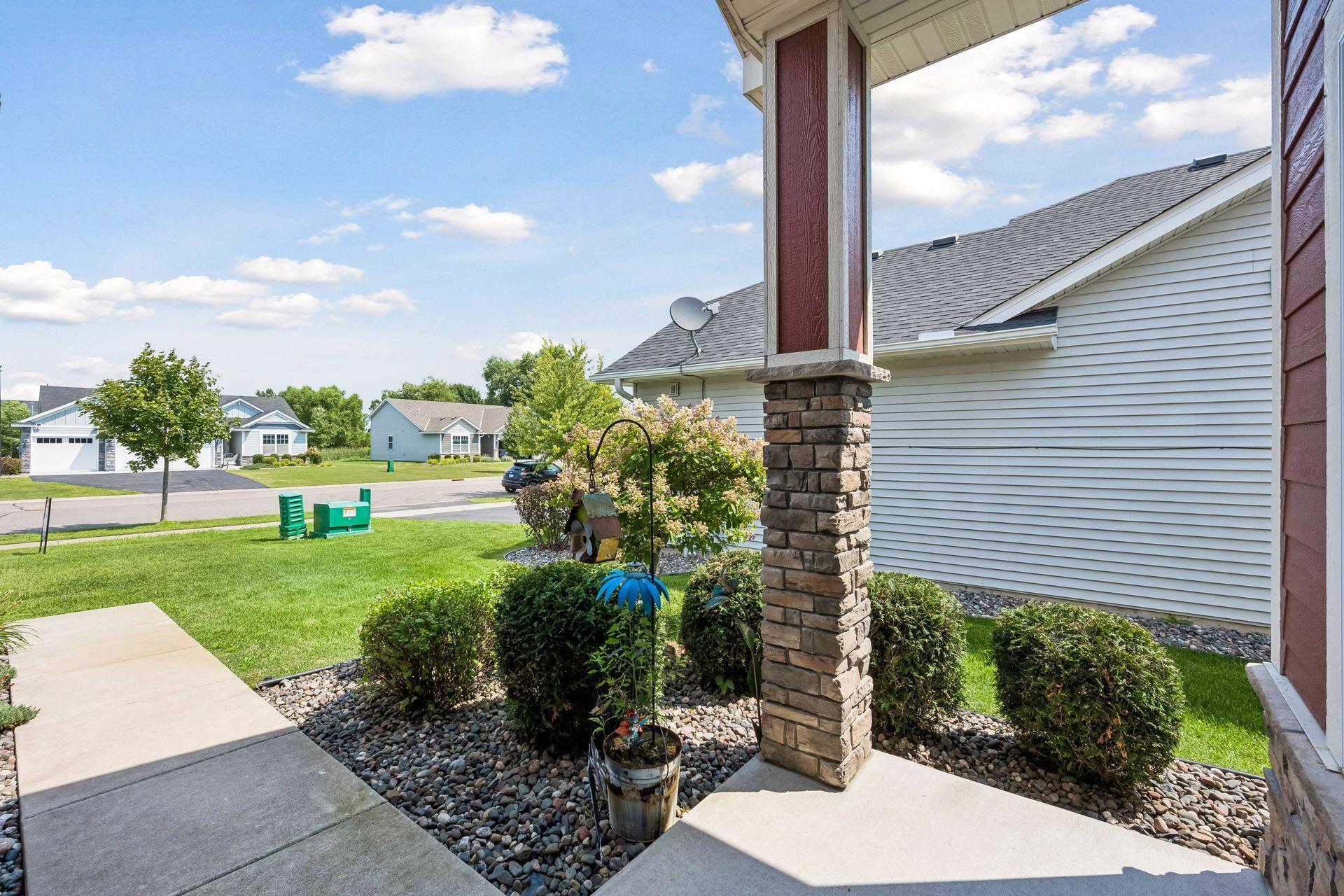 2nd image of 10263 Kittredge Pkwy Ne, Albertville, MN 55301 | MLS# 7119083