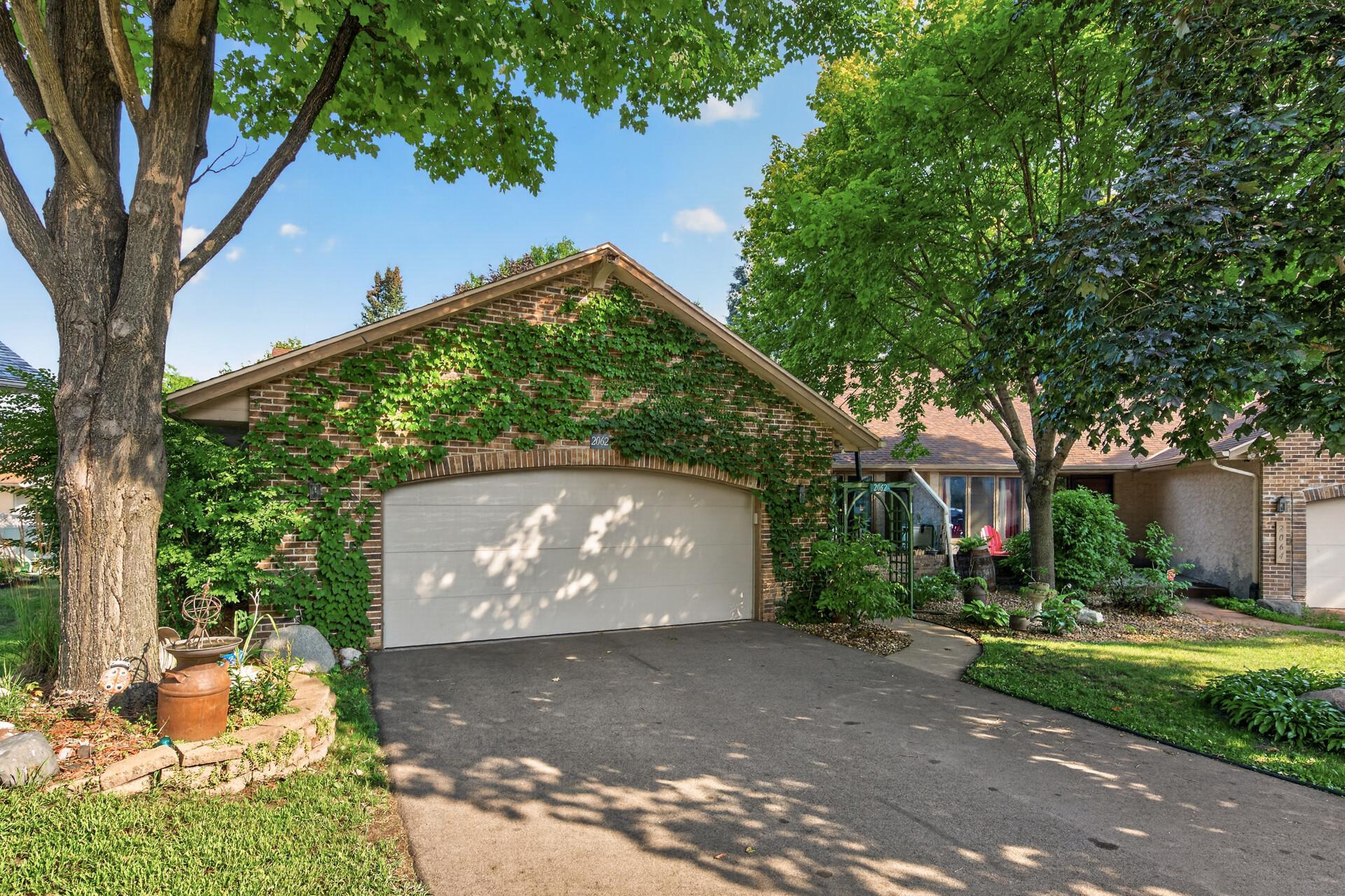2nd image of 2062 28th Ave Nw, Saint Paul, MN 55112 | MLS# 7119087