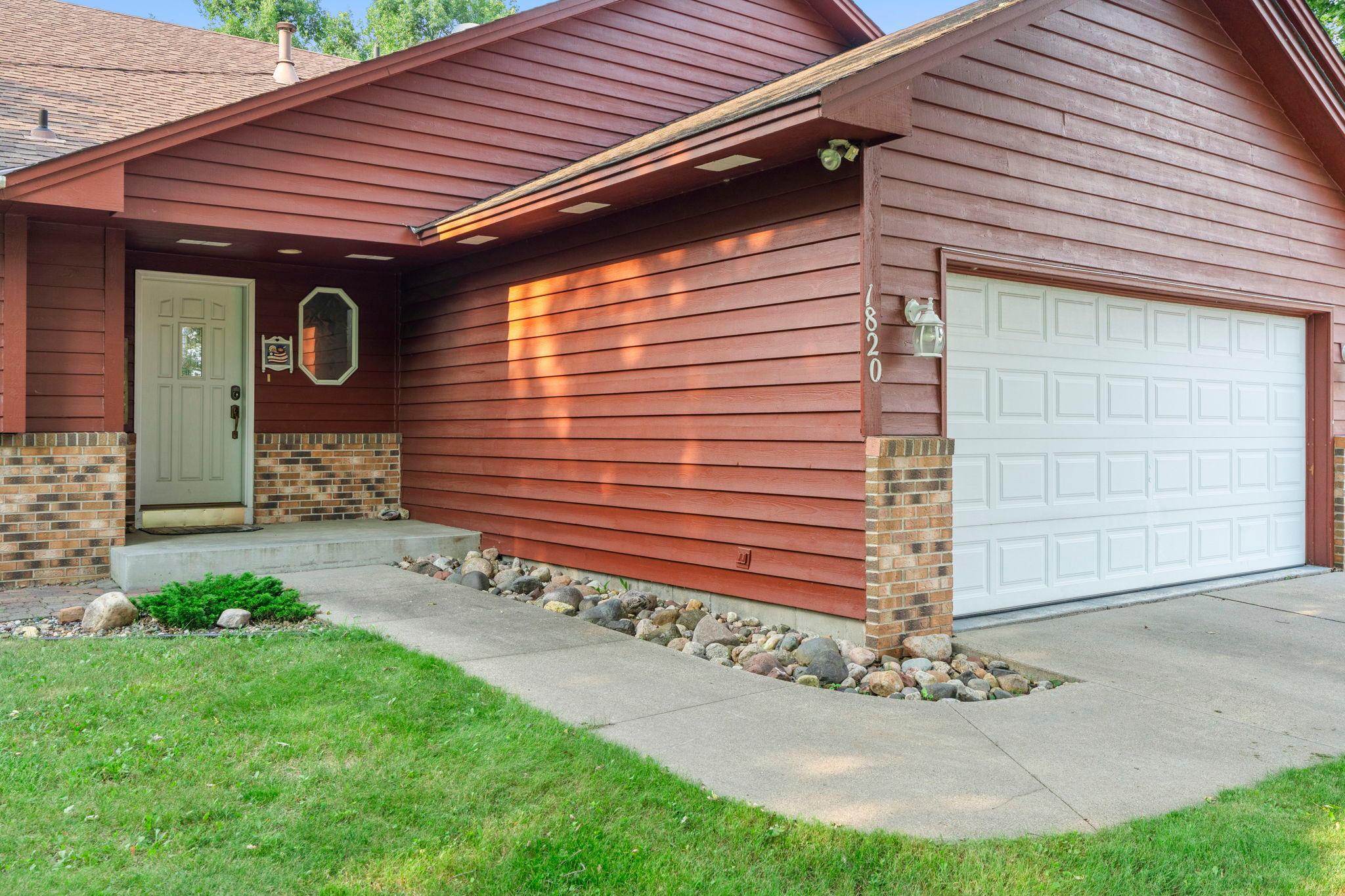 3rd image of 1820 Slater Ln, Burnsville, MN 55337 | MLS# 7119099