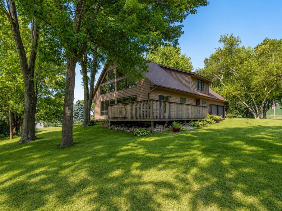 3rd image of 41748 E Shore Dr, Kilkenny, MN 56052 | MLS# 7119136