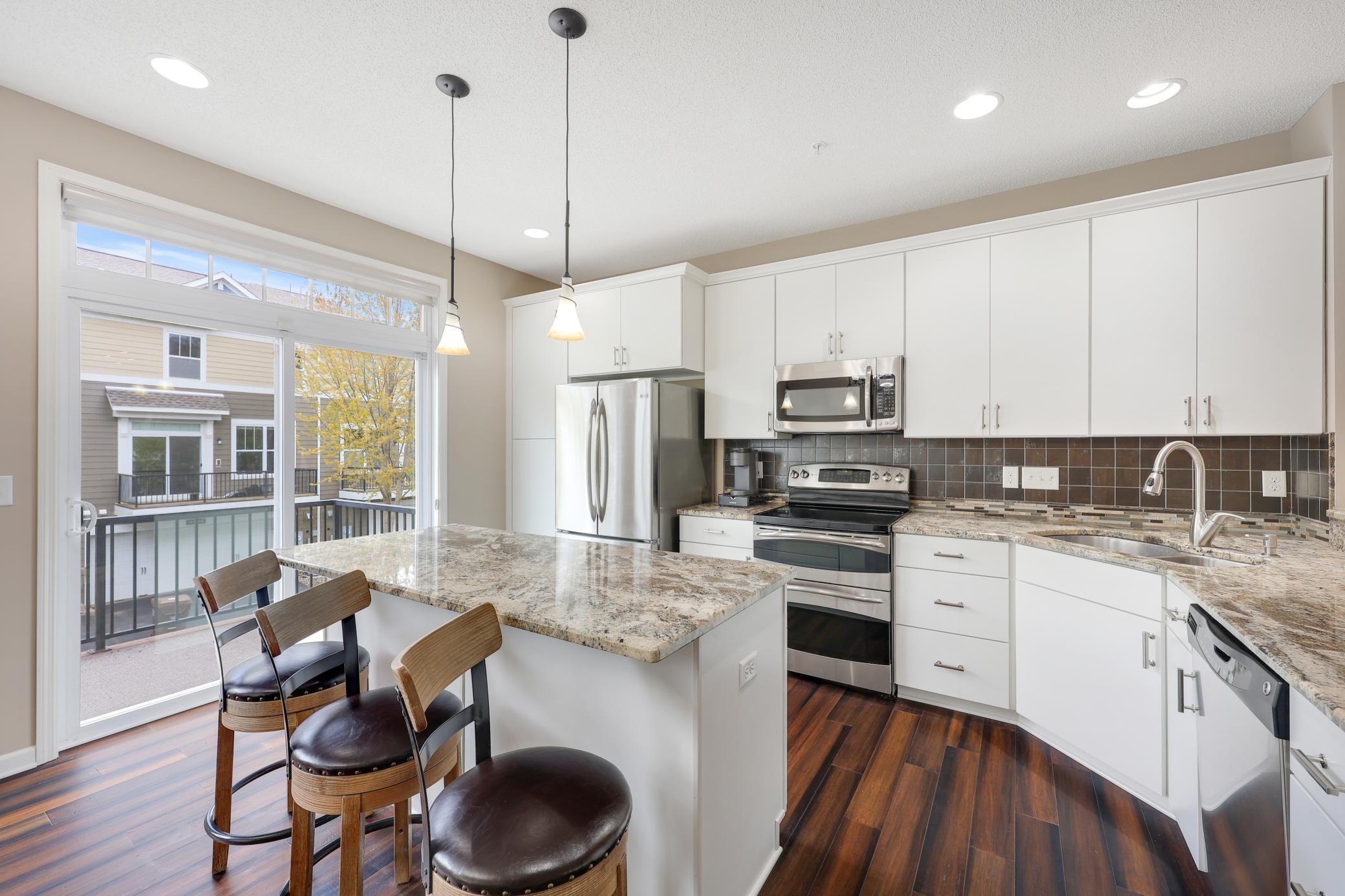 4th image of 11330 Sandcastle Dr #C, Saint Paul, MN 55129 | MLS# 7119154
