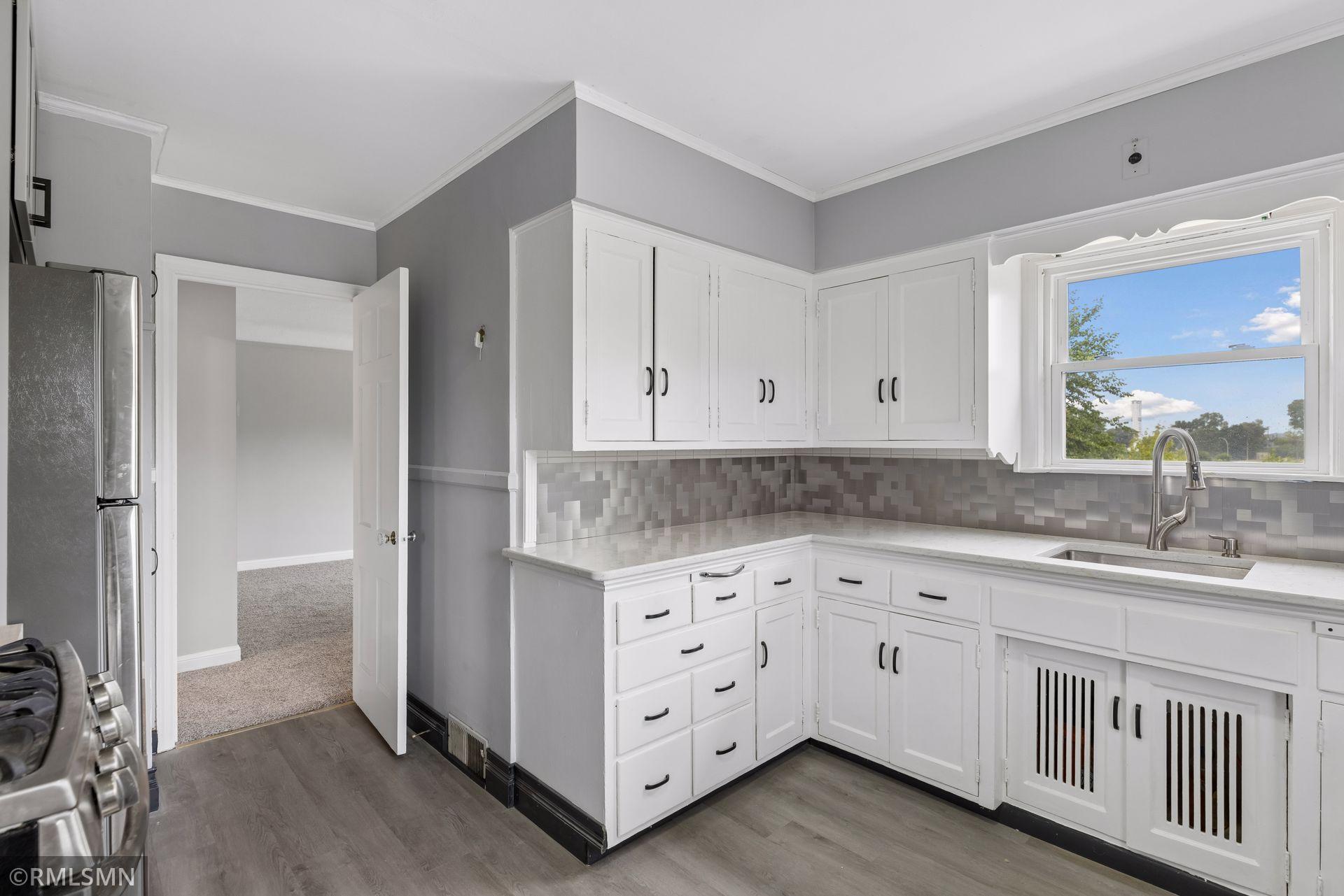 3rd image of 3416 Xenwood Ave S, Saint Louis Park, MN 55416 | MLS# 7119163