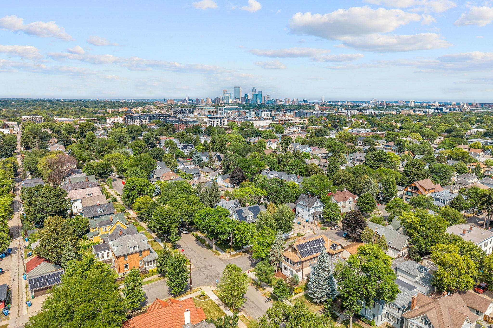35th image of 3301 Irving Ave S, Minneapolis, MN 55408 | MLS# 7119178