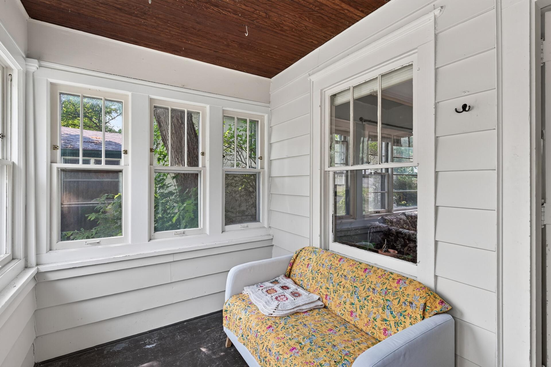 2nd image of 4704 Harriet Ave, Minneapolis, MN 55419 | MLS# 7119185