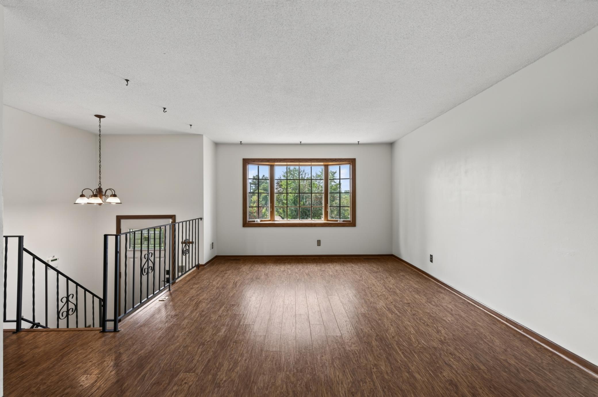 2nd image of 1969 Birch St, Hugo, MN 55038 | MLS# 7119232