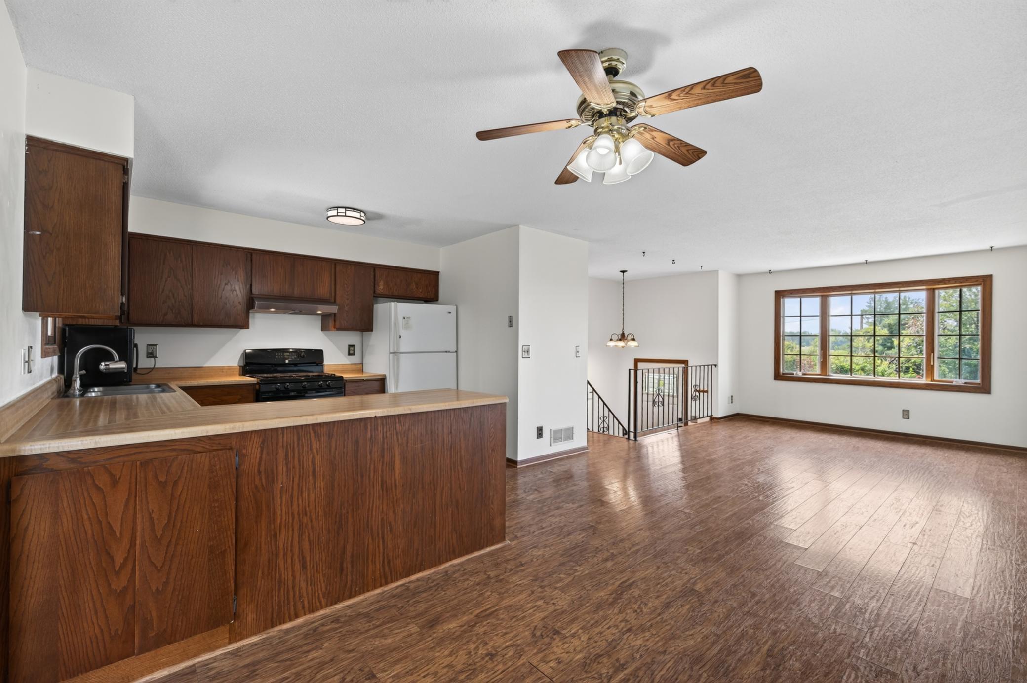 4th image of 1969 Birch St, Hugo, MN 55038 | MLS# 7119232